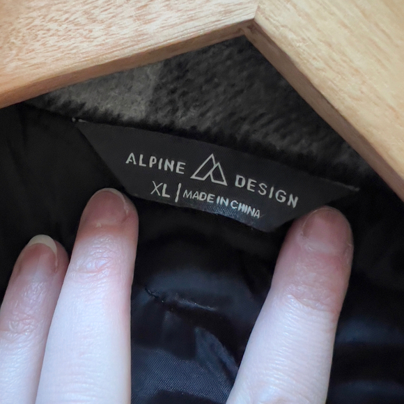 Alpine Design | Black Gray Plaid Jacket - Picture 2 of 7